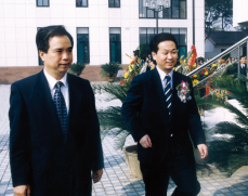 原全國(guó)人大副委員長(zhǎng)李建國(guó)視察利君